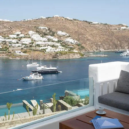 Vibes 2 Ornos (Mykonos)